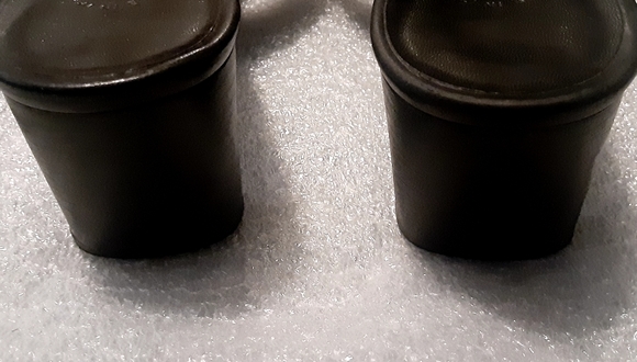 VINTAGE CHANEL LOW HEEL PUMPS, SIZE 37.5 - Picture 13 of 14